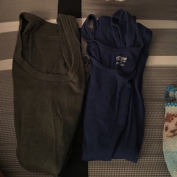 Banana republic and mossimo tank top bundle!