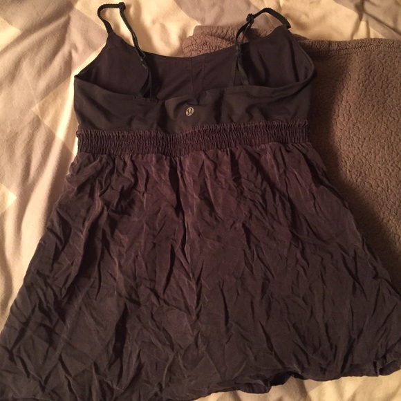 LULU LEMON TOP