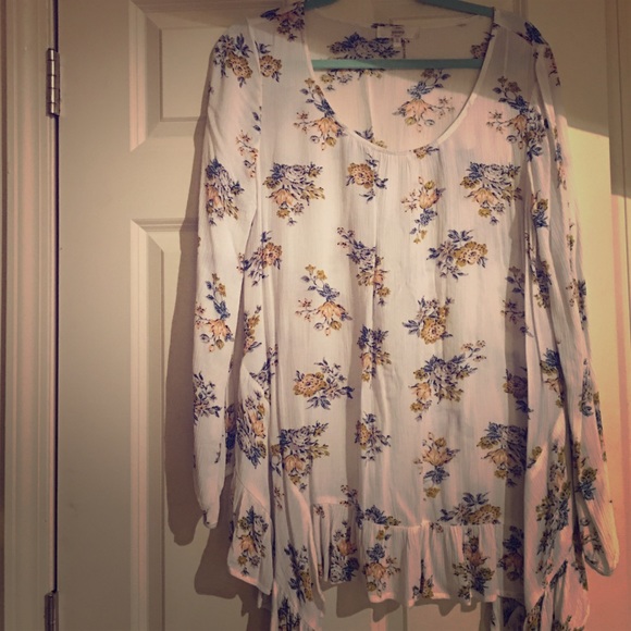 Floral Entro Tunic!