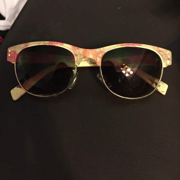 betsy Johnson sunglasses