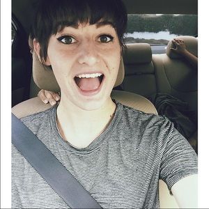 Meet your posher, Brittany!