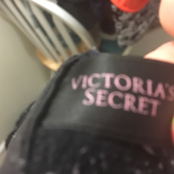 vs bra - Picture 4 of 4