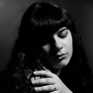 Meet your Posher, Estela