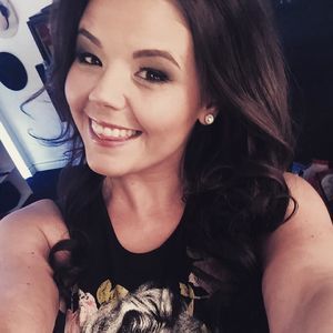 Meet your Posher, Candyse