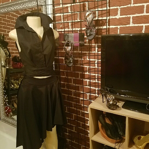 Black asymmetric skirt nwot - Picture 2 of 4