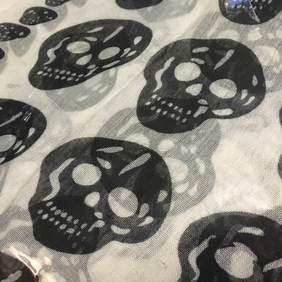 White and Black Sheer Skull Scarf XL 40x68" Wrap - Picture 2 of 8