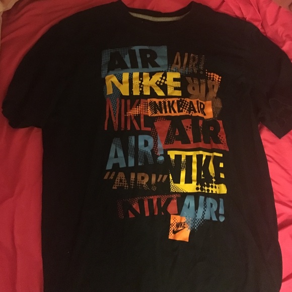 Nike top