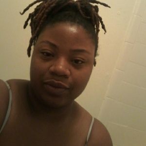 Meet your Posher, Darrenae