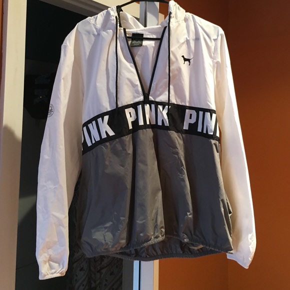 VS anorak