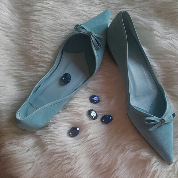 Delman Shoes - Gorgeous Tiffany blue Delman suede flats