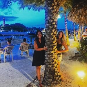 Meet your Posher, Dawn