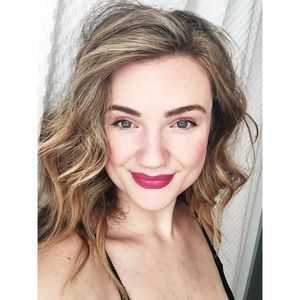 Meet your Posher, Laurel