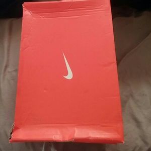 Nike solider Lebrons size 6