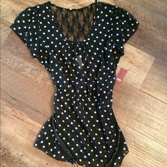 Bundle of dressy tops