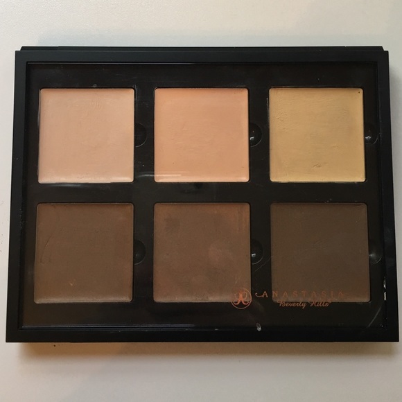Anastasia Beverly Hills contour cream kit