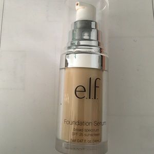 E.l.f foundation serum and 2 elf brushes!!