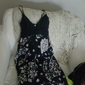 Studio M Black and white flowers print dress