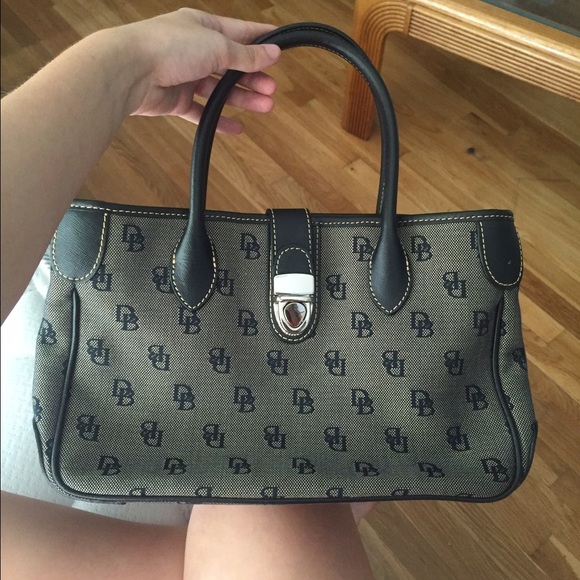 Dooney & Bourke purse