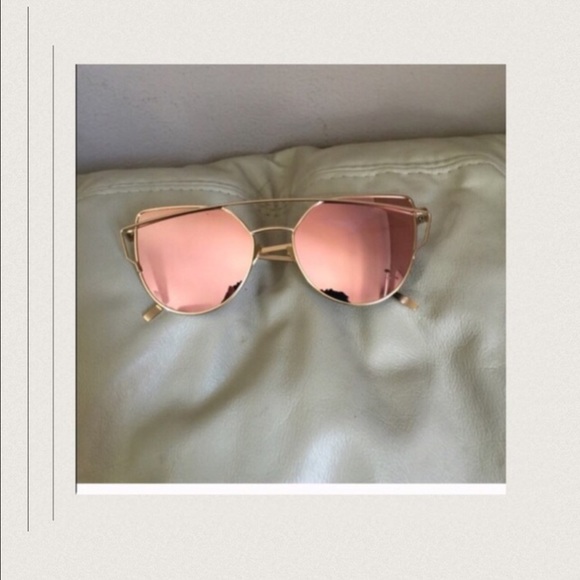 LAST ONE Rose gold reflective sunglasses - Picture 2 of 2