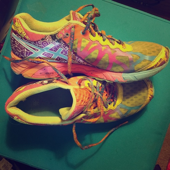 ASICS Sneakers