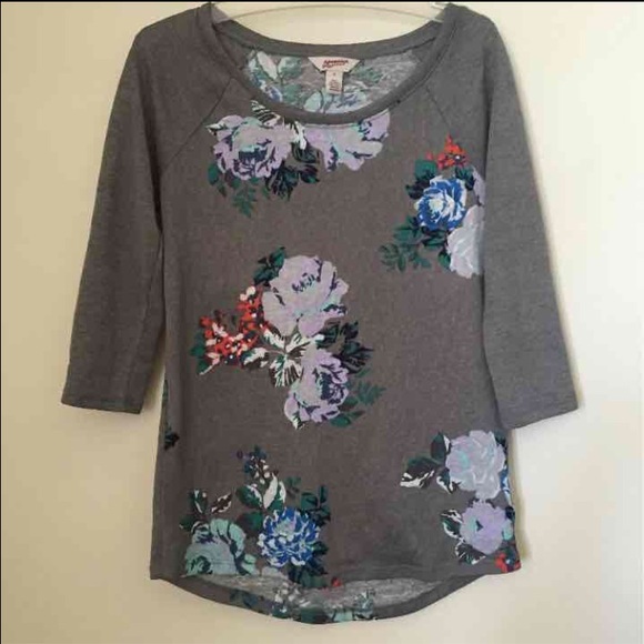 Brand New! Sz S~Knit Top - Picture 1 of 4