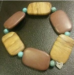 One hour sale! Donating in an hour!