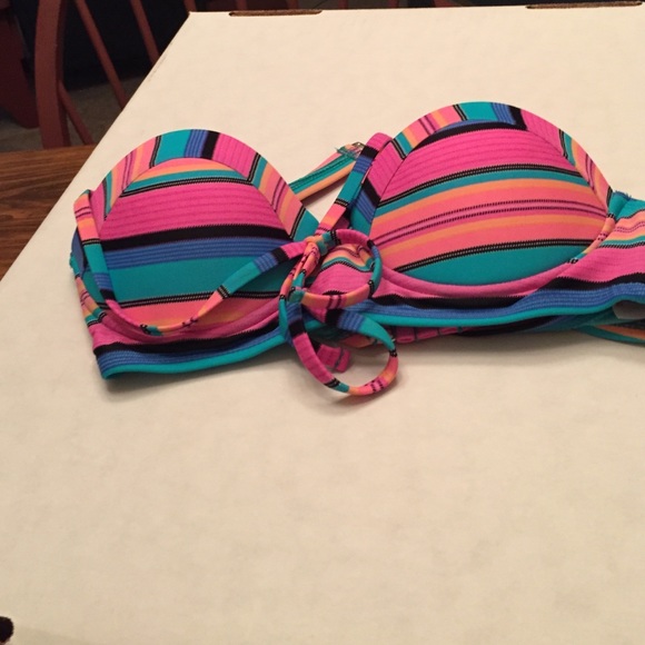 Bikini top - Picture 1 of 1