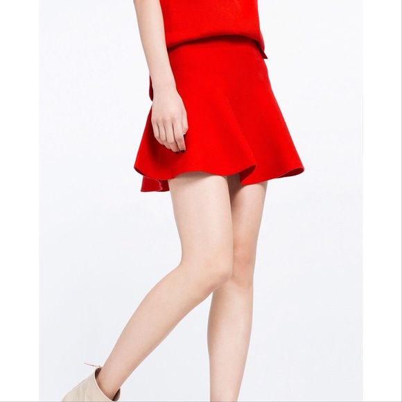 Zara Red Fitted Stretchy Flare Godet Skirt Size M - Picture 3 of 4