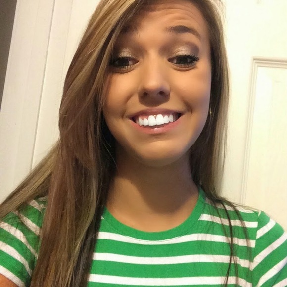 Meet your Posher, Savanna