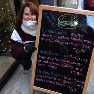 Meet your Posher, Holly