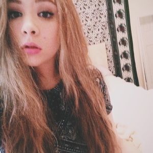 Meet your Posher, Lauren