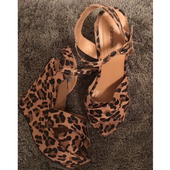 Leopard Pumps