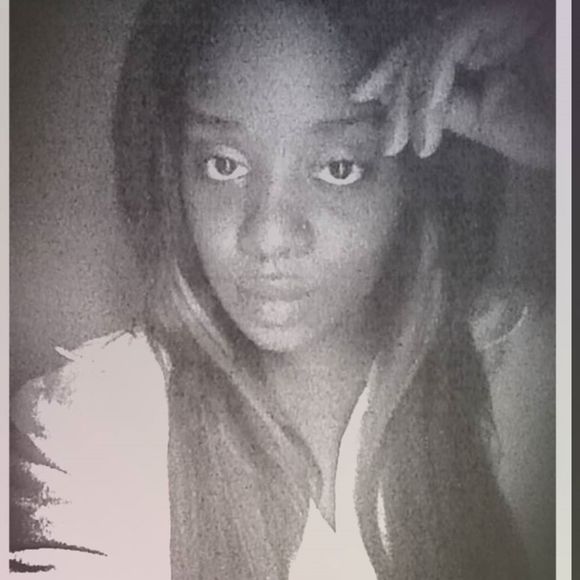 Meet your Posher, Salicia