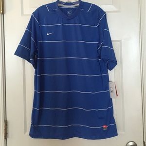 Men's Nike dry fit shirt size L
