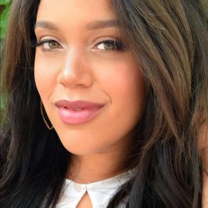 Pro makeup artistry by #MAKEUPBYMANDA