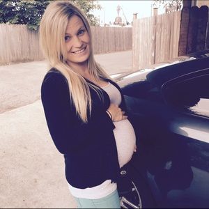 Meet your Posher, Leslie