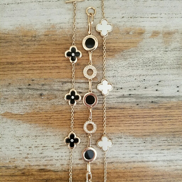 Rose Gold Black accent bracelet - Picture 3 of 3