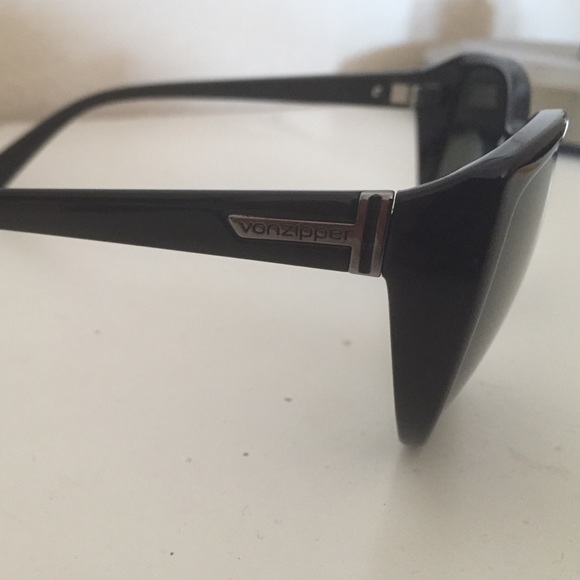 Von zipper cat eye sunglasses - Picture 2 of 4