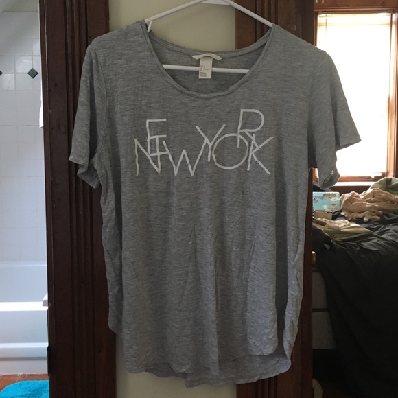 Graphic t-shirt from H&M!