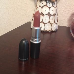 Mac Whirl lipstick