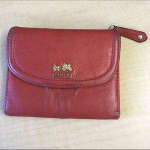 Coach, orange wallet. Small and compact🌟