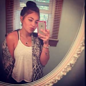 Meet your Posher, Alexandra