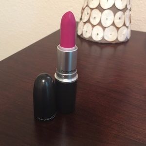 Mac retro matte- Flat out fabulous lipstick