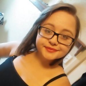 Meet your Posher, Tomica