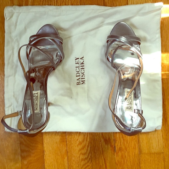 Badgley Mischka Silver Dress Shoe