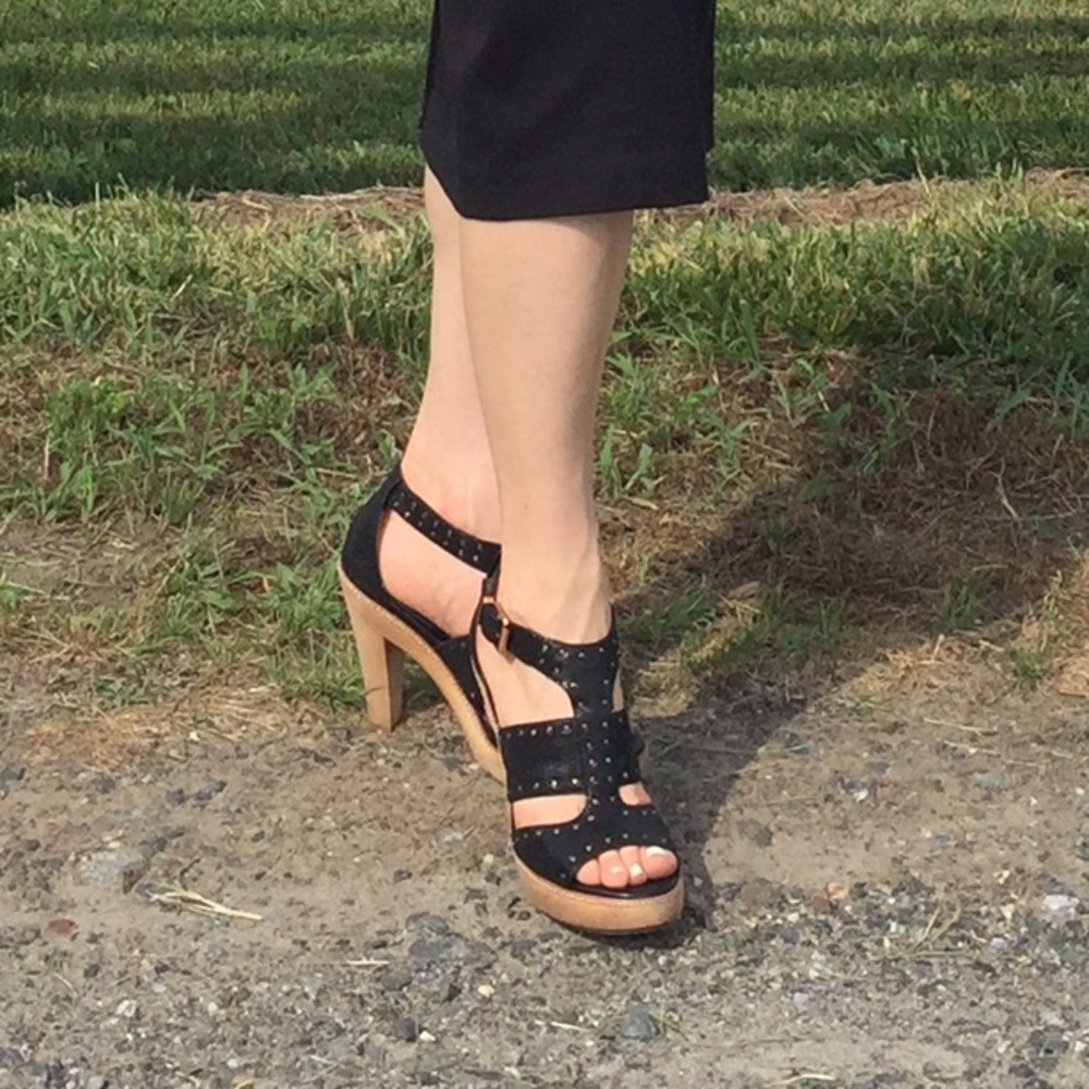 🔥 Banana Republic BONNIE wooden platform sandals