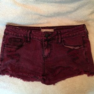 Bullhead Maroon cutoff shorts
