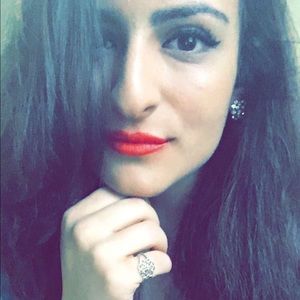 Meet your Posher, Reem