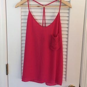 Pink tank top