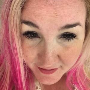 Meet your Posher, Kelli